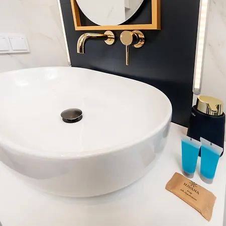 Platon Modern By Bookinghost * Łódź