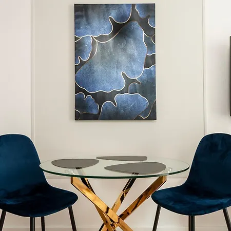 Platon Modern By Bookinghost * Łódź