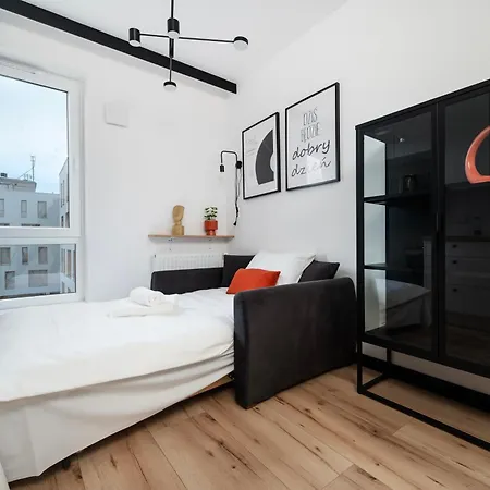 Platon Modern By Bookinghost *